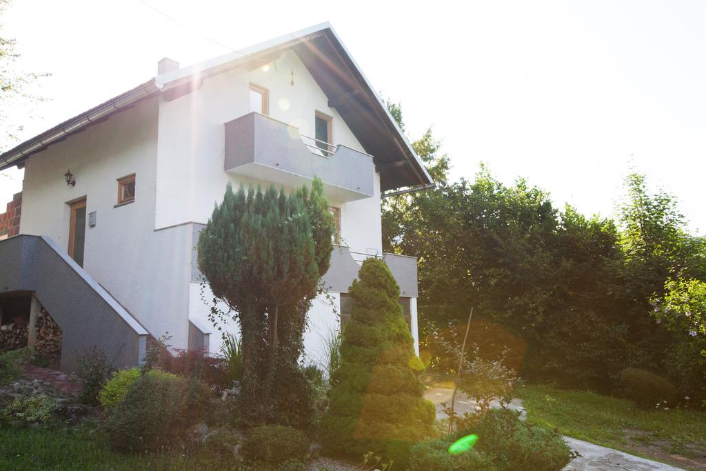 Holiday Home Tin Огулин Экстерьер фото