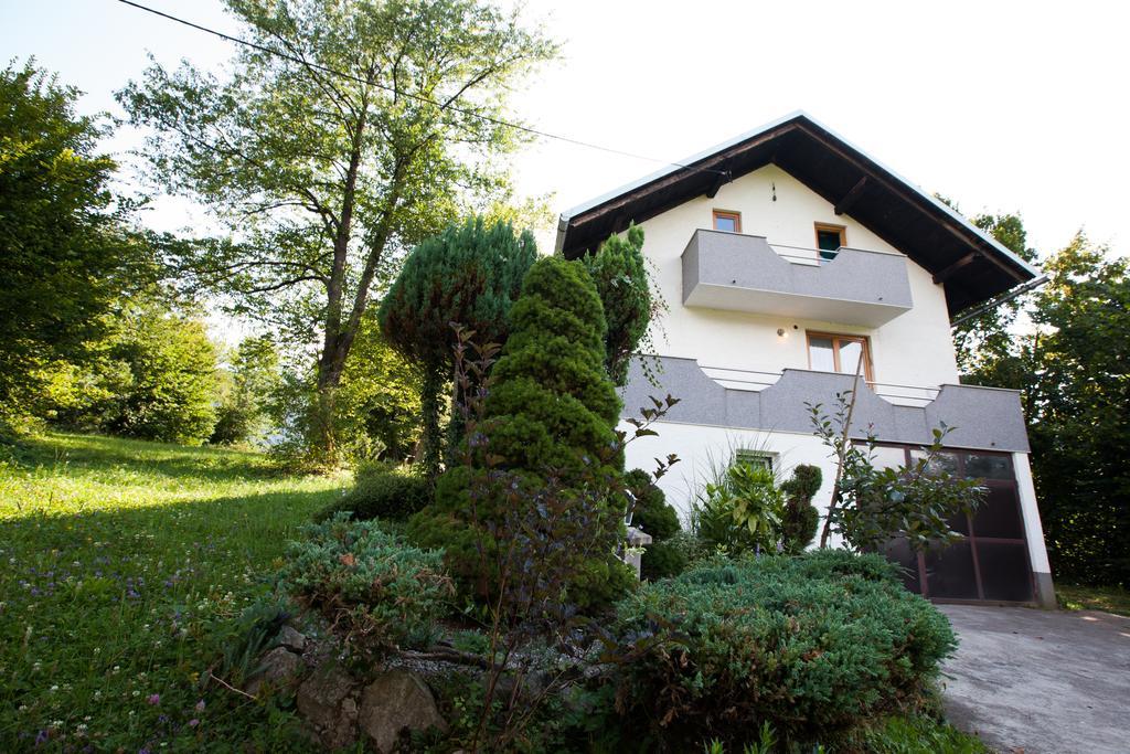Holiday Home Tin Огулин Экстерьер фото